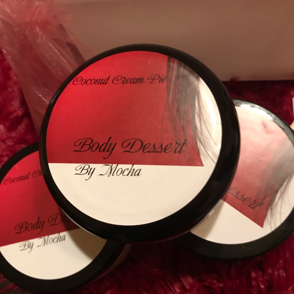 Coconut cream whipped body butter